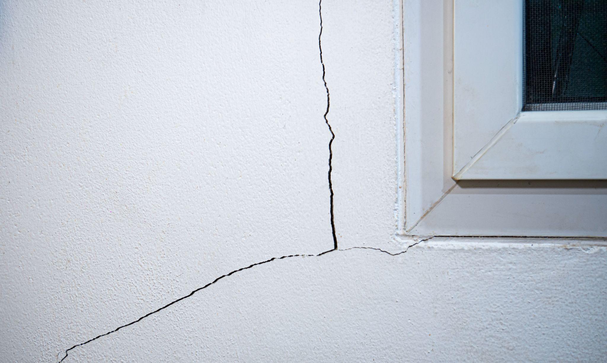 Cracks in foundation as part of home maintenance tasks
